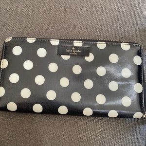 Kate Spade polka dot wallet